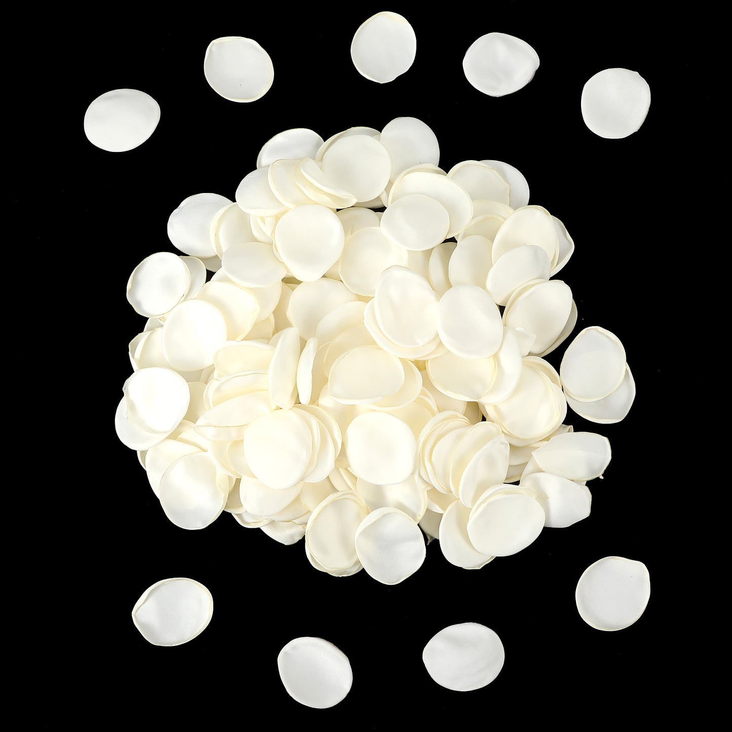 Elegaperma 400 Pcs White Petals, Ivory Artificial Flower Petals for Romantic Decorations, 3.8-4.5 cm Satin Fabric