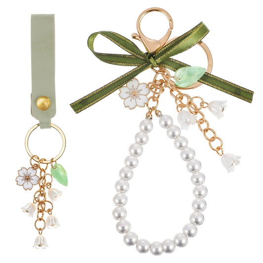 guduling 2 Pcs Lily of the Valley Keychain,Tulip Keychain with Leather Chains,Flower Bag Purse Charms Floral Leaf Keyrings for Summer Home Car Keys Bag Keychains Camera Pendants Decor